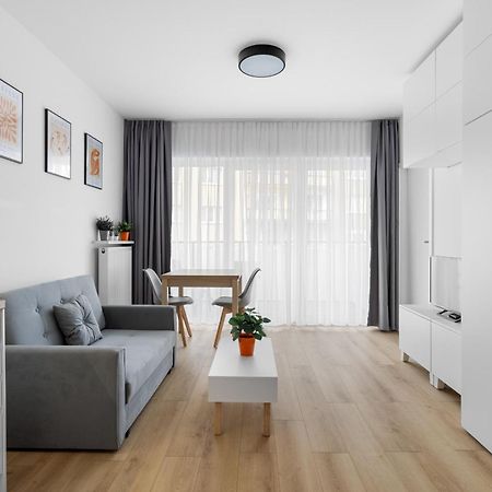 Nowoczesne I Eleganckie Apartamenty Very Berry W Poznaniu By Noclegi Renters Luaran gambar