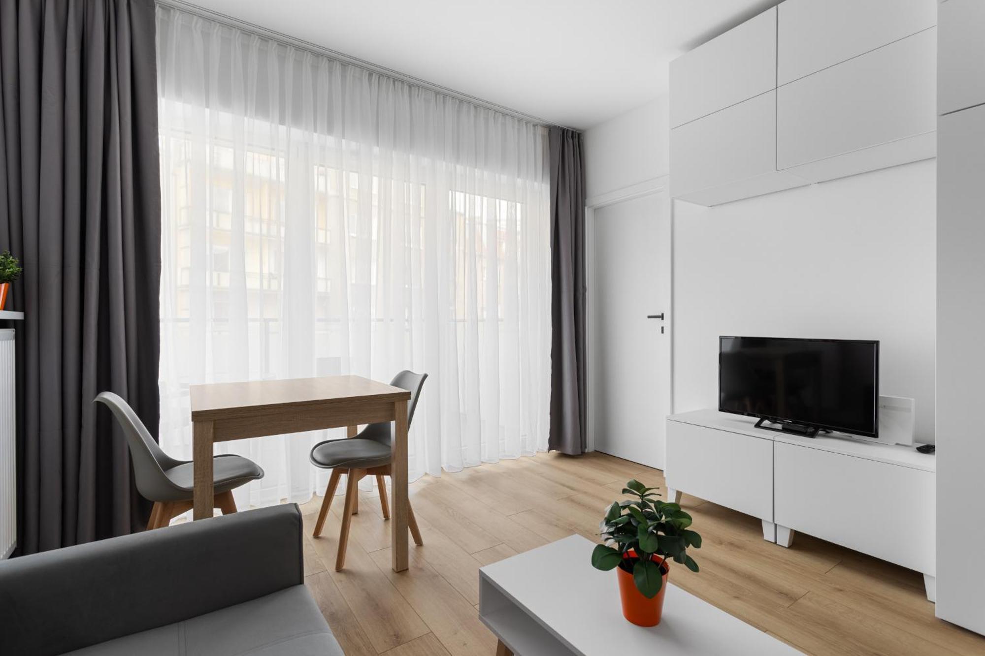 Nowoczesne I Eleganckie Apartamenty Very Berry W Poznaniu By Noclegi Renters Luaran gambar